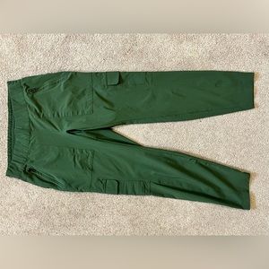 Athleta Size 6 Cargo Pants